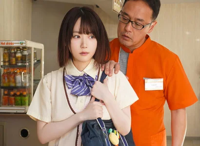 Quản lý của cửa hàng xử lý em gái lấy trộm đồ trong cửa hàng